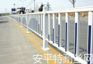 馬路護欄