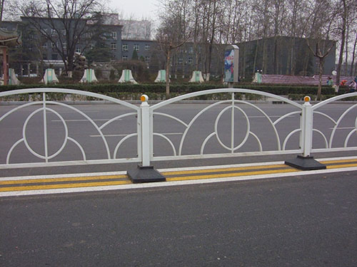 花式道路護欄