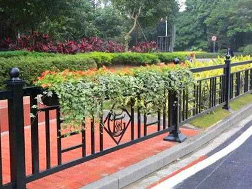 花箱道路護欄