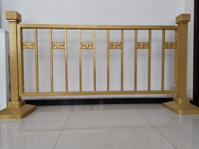金色蓮花護欄