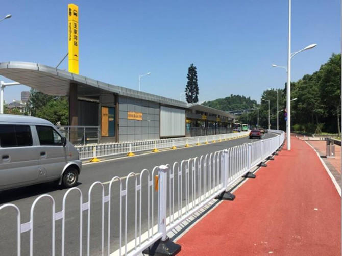 京式交通護(hù)欄 京式交通護(hù)欄